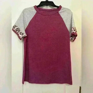 Everyday shirt, size medium